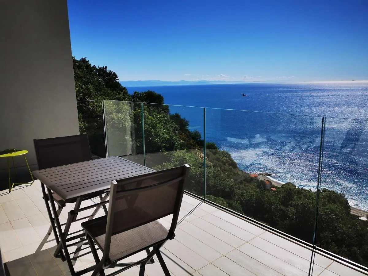 Bergeggi Tindari Sunrise Apartment